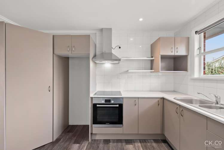 2/28 Ararino Street Trentham_6