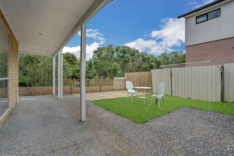 1/17 Charlenne Close Ranui_12