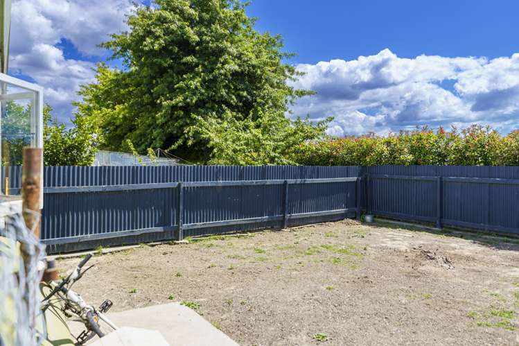 522 Lowe Street Camberley_24