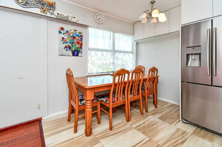 62 Sikkim Crescent Clover Park_5