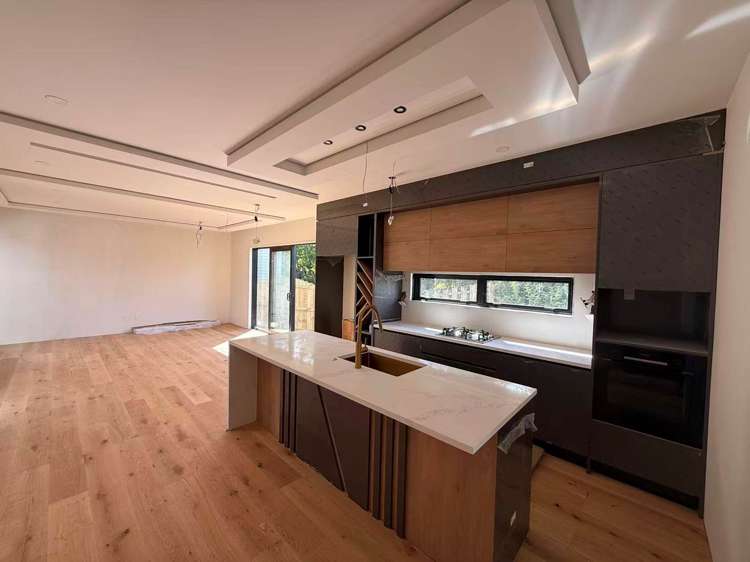 16 Furlough Road Papakura_27