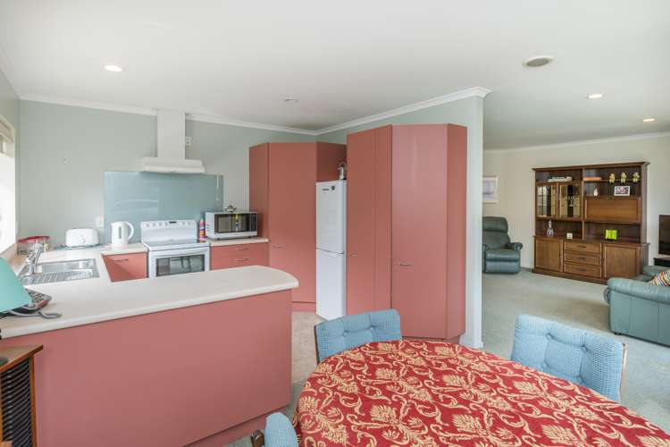 66/17 Redwood Close Paraparaumu_6