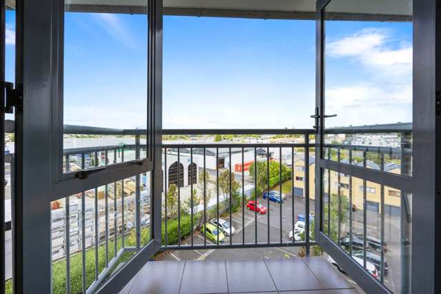 5K/10 Crown Lynn Place New Lynn_4