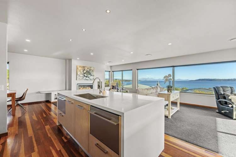 174 Lake Terrace Hilltop_10