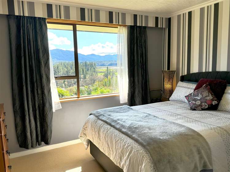 10 Pukaki Avenue Ngahere_18