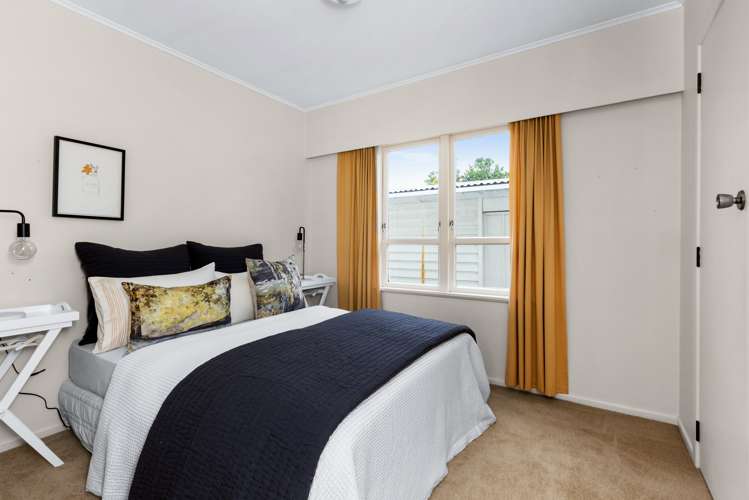 2/6 Balmoral Street Taradale_13