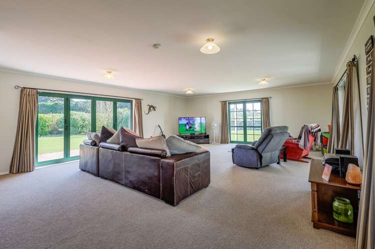 362 Paierau Road Opaki_14