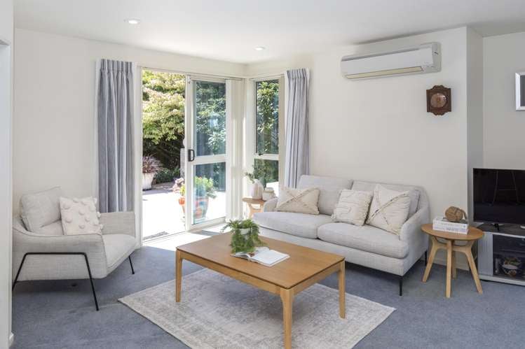 8 Jadewynn Place_4