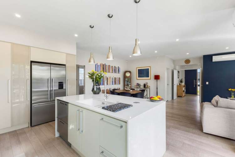 8 Kaiawa Street Beachlands_27