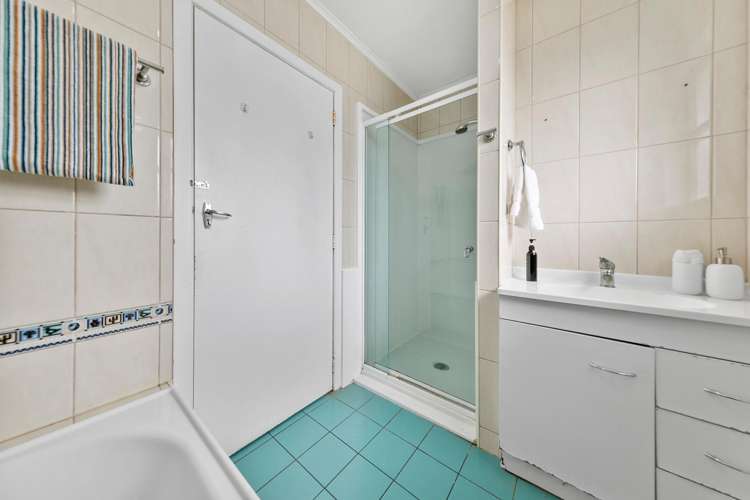 137 Henderson Valley Road Henderson_14