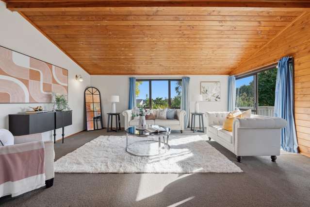 Final Viewing! Family Home on Land over 1000m2