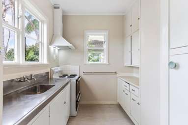 77 Kurahaupo Street_4