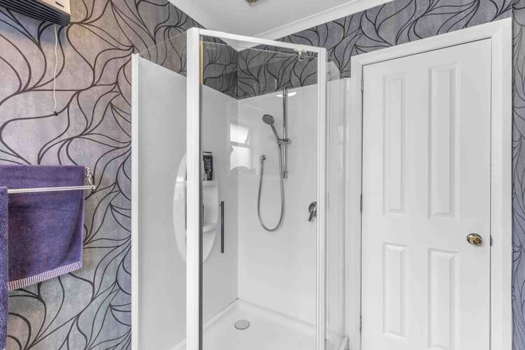 41 Adamson Crescent Glengarry_9