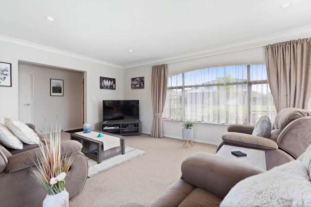 2 Bellshill Close Wattle Downs_3