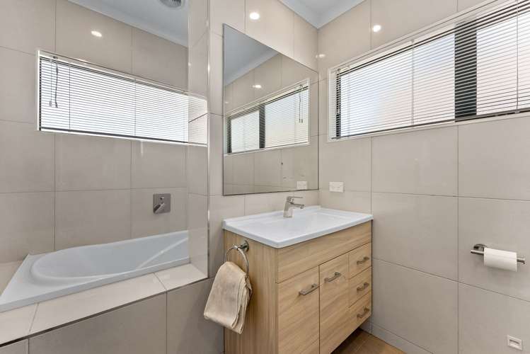 210 Clark Road Hobsonville_17