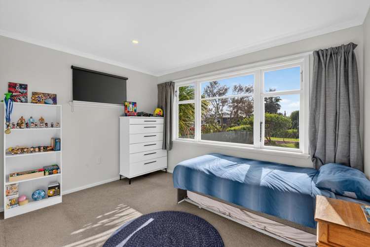 17 Hinton Road Taradale_6