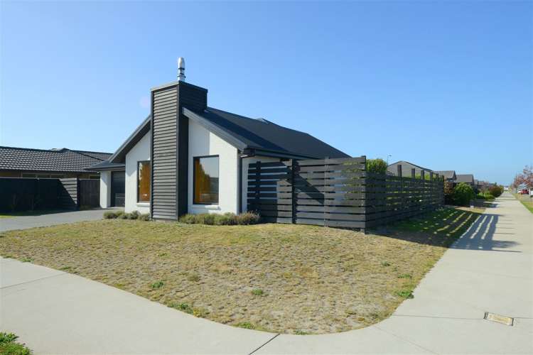 24 Shillingford Boulevard Rolleston_17