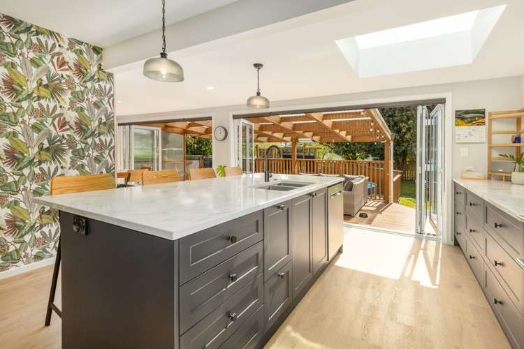 11 Fincham Road Raumati Beach_5