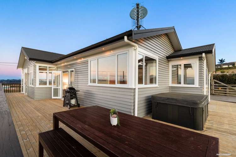 381 Upper Queen Street_0