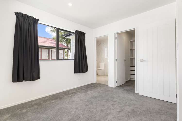 3/109 Point Chevalier Road 1768_6