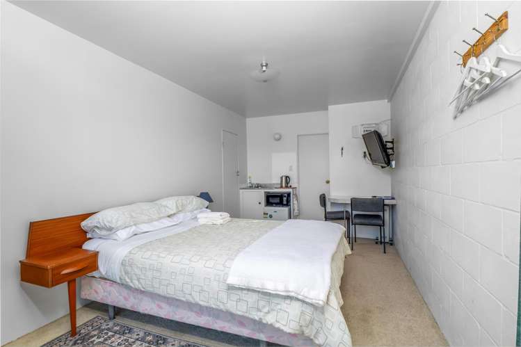 19 Du Fresne Place Russell_12