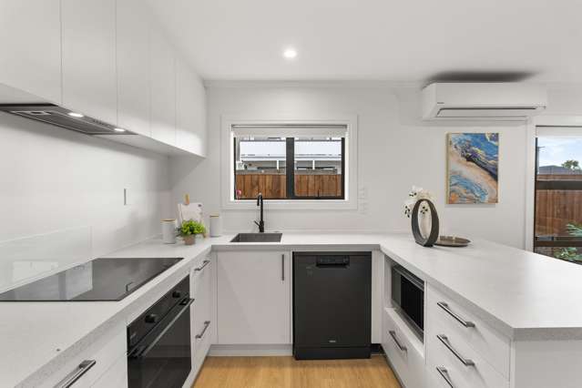 16 Riverside Road Orewa_3