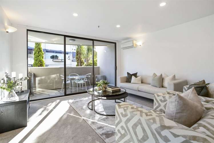 1G/175 Hurstmere Road Takapuna_10