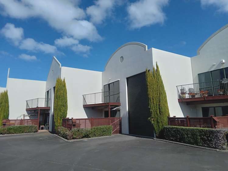 Unit 23A/10 Airborne Road Rosedale_1