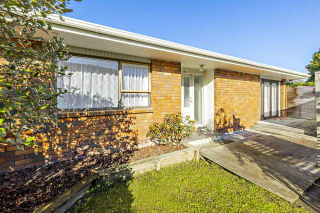 1/23 Mannering Place Hillcrest_1