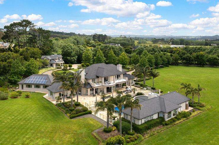 The luxury lodge in Coatesville, Auckland, which sold in November last year. In the top right corner of the photo is the $32.5m mansion that was once home to Kim Dotcom but is now owned by the founders of Zuru Toys. Photo / Supplied