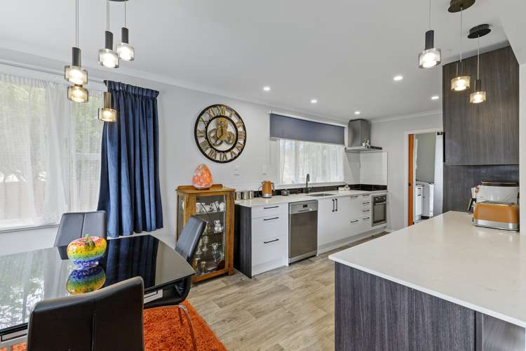 8 Glen Road Stokes Valley_5