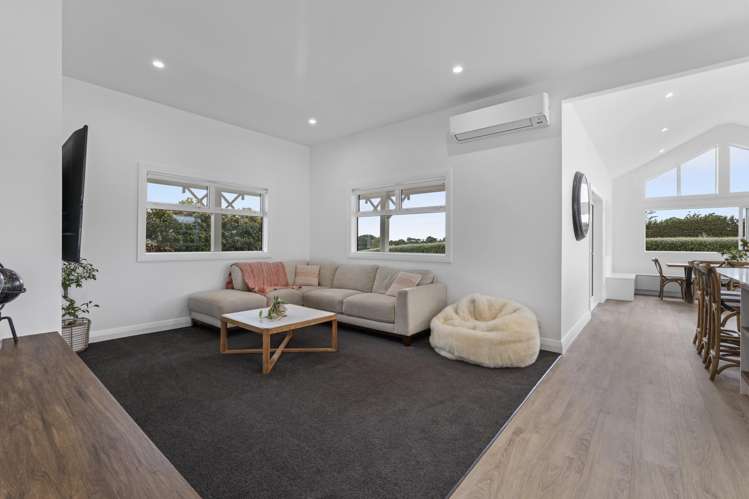 1312 Devon Road Waitara_8