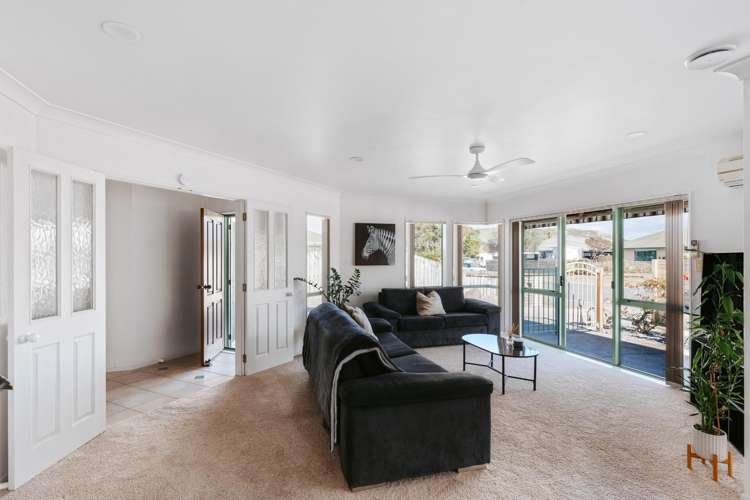 160 Pacific View Road Papamoa_6
