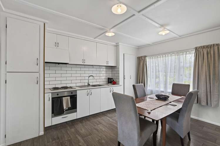 199 Seaview Road Westown_16