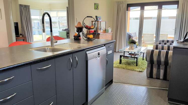 14 Alpine View Hokitika_6