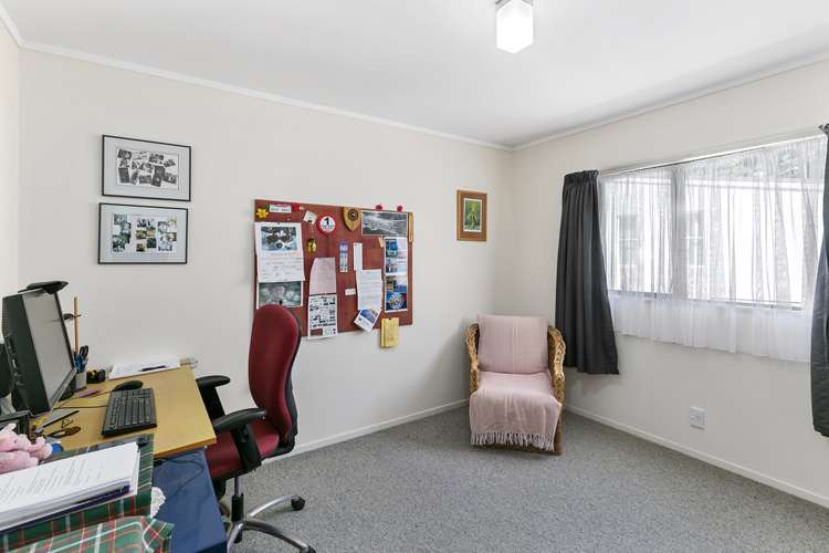 136 Queens Drive Lyall Bay_13