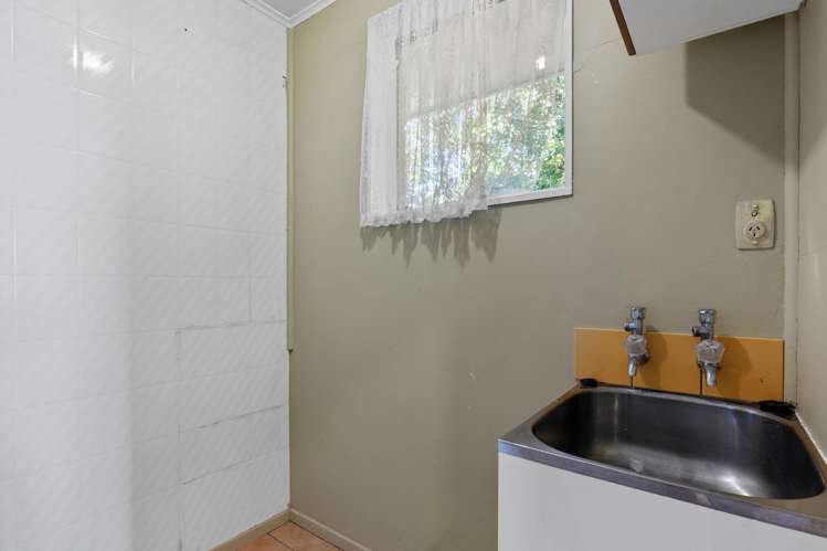 212 Horndon Street Darfield_11