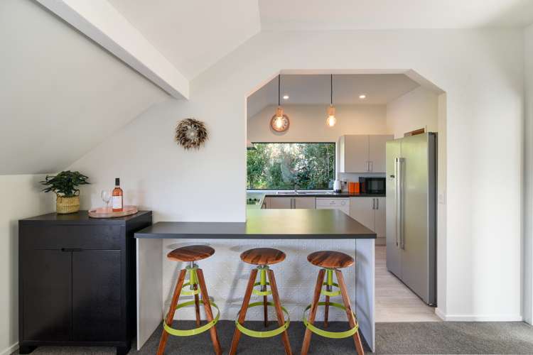 160 Fernhill Road Fernhill/Sunshine Bay_1