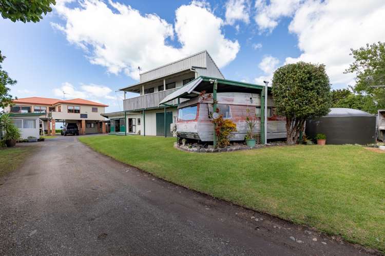 1692 East Coast Road Whakatiwai_24