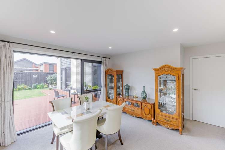 16 Probert Crescent Chartwell_6