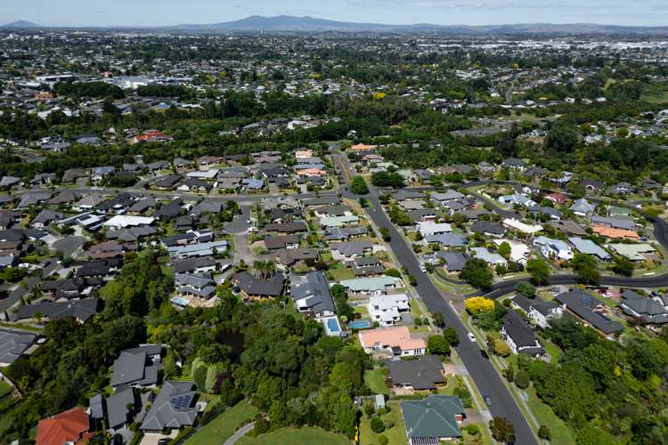 30 Huntington Drive Huntington_18