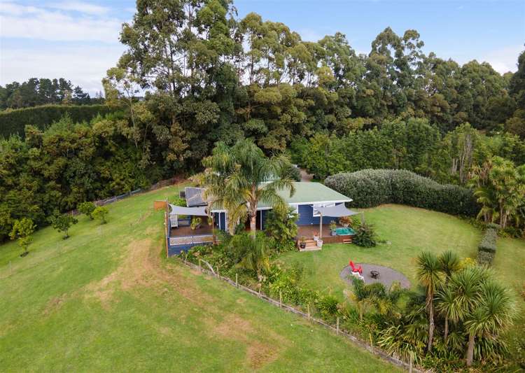 110 Tuapiro Road Hauraki Surrounds_1