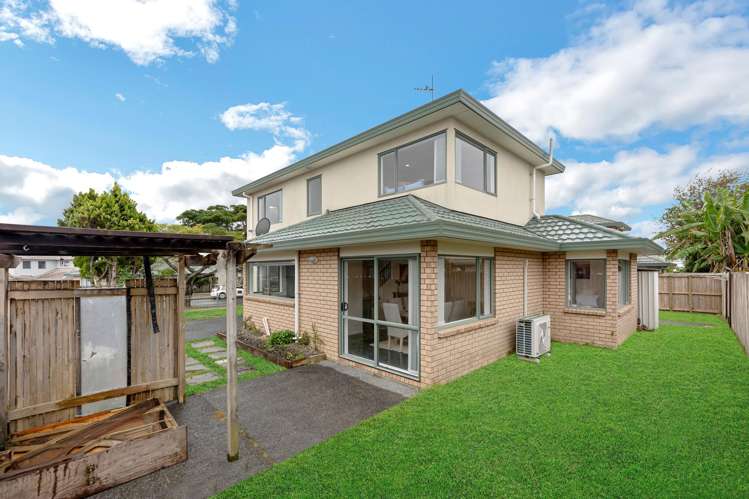 4 Royalpark Place Favona_6