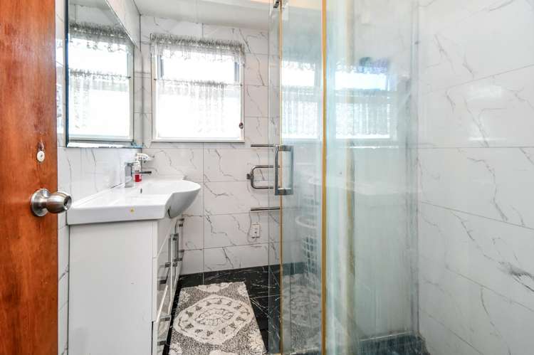 62 Sikkim Crescent Clover Park_9