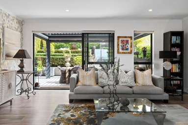 32 Charles Heaphy Lane_2