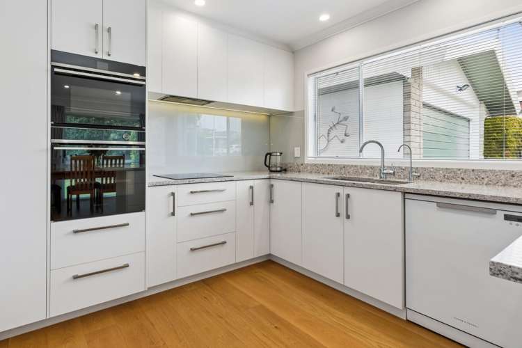 5 Parkvale Road Otumoetai_5