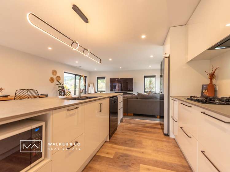 2 Nikau Lane Timberlea_6