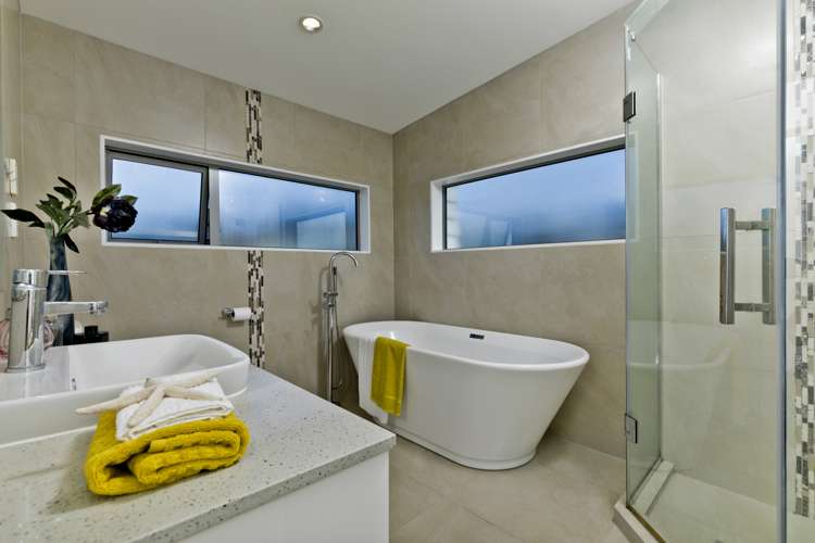 50 Remuremu Street Long Bay_9