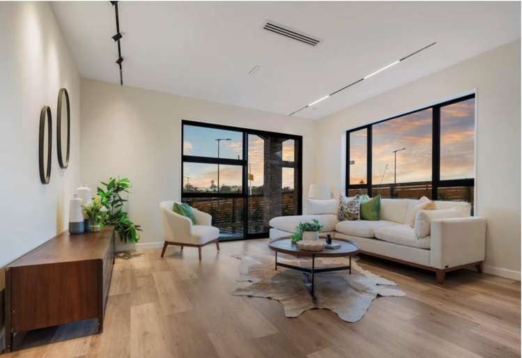 66 Tipu Crescent Milldale_1