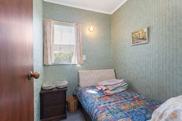 8 Taonui Street Waitarere Beach_19